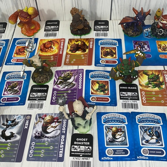Skylanders Figures with Stickers, Cards - Picture 7 of 9